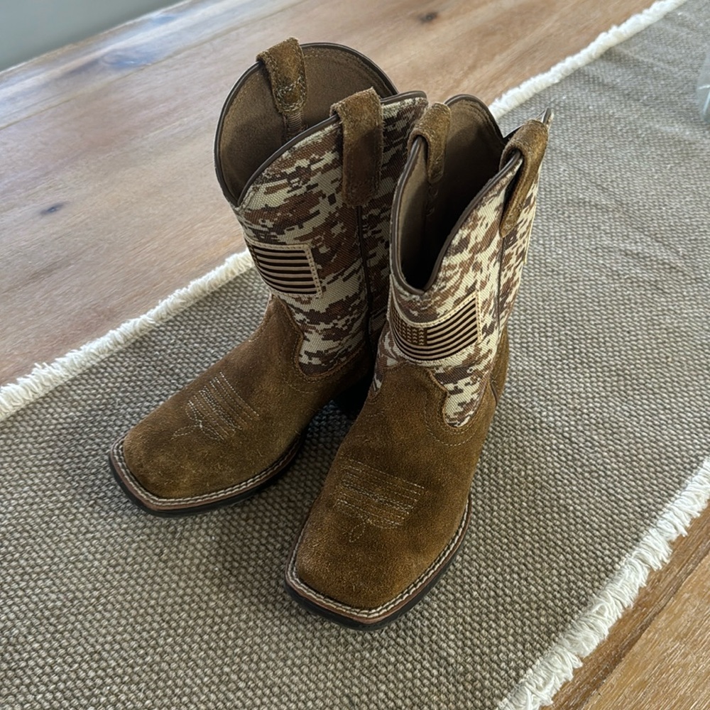 Boys Ariat Boots